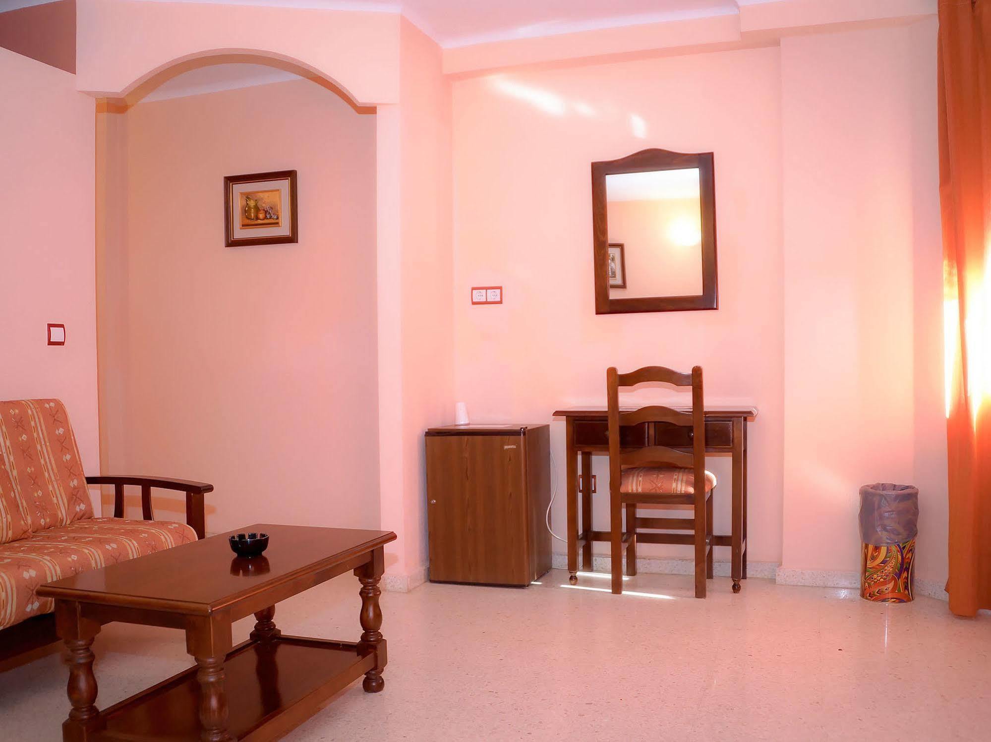 Hotel Velis فيليز-مالاغا المظهر الخارجي الصورة